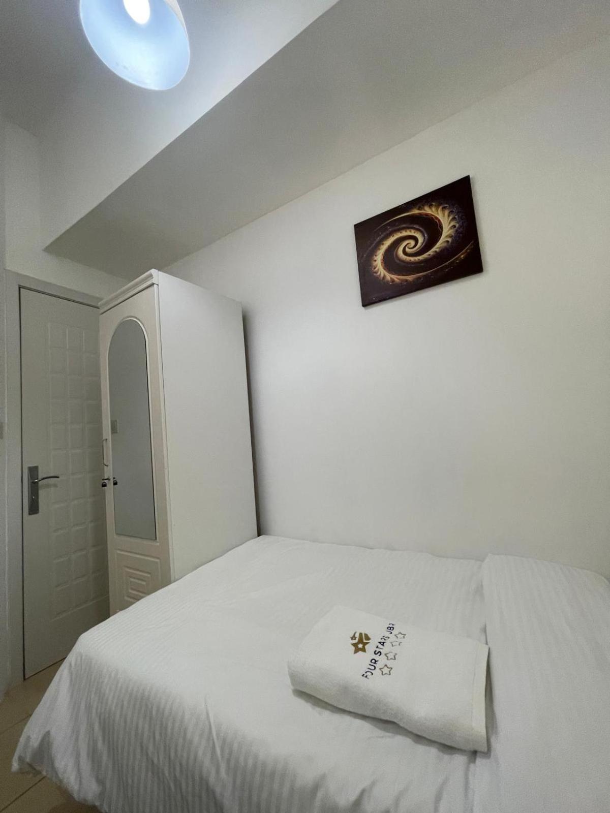 Four Stars Dubai Marina Jbr Hotel Exterior photo
