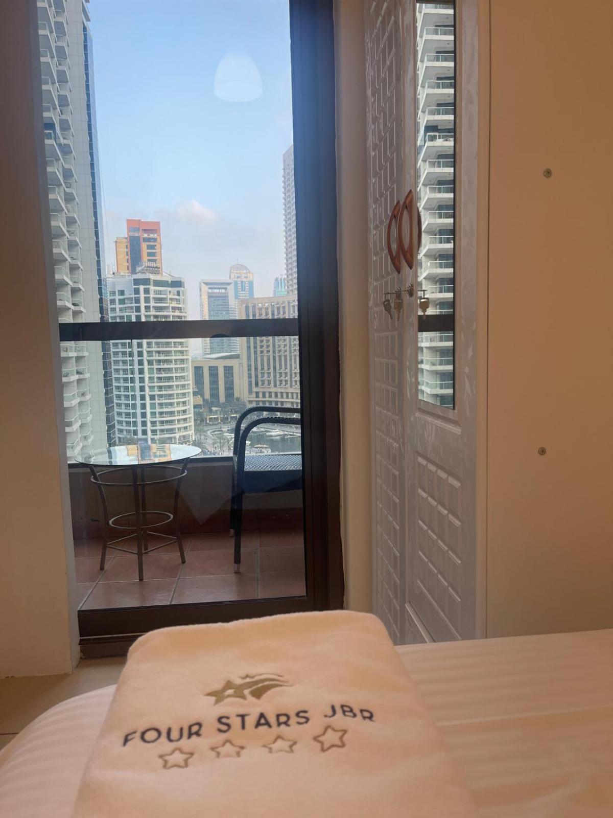 Four Stars Dubai Marina Jbr Hotel Exterior photo