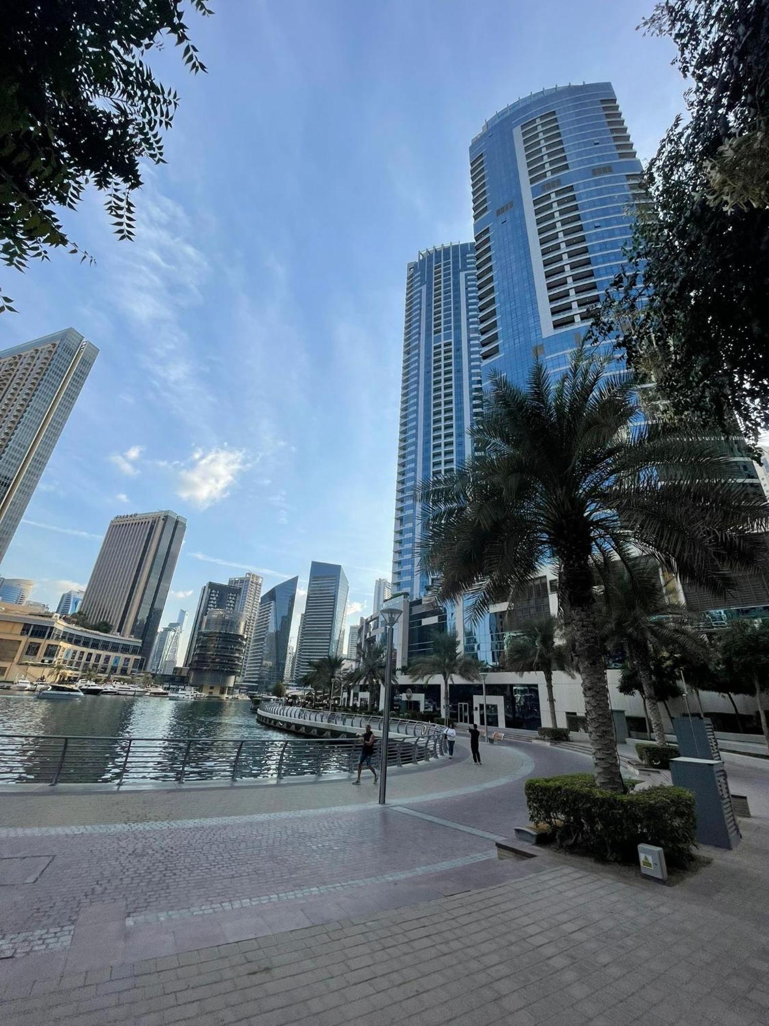 Four Stars Dubai Marina Jbr Hotel Exterior photo