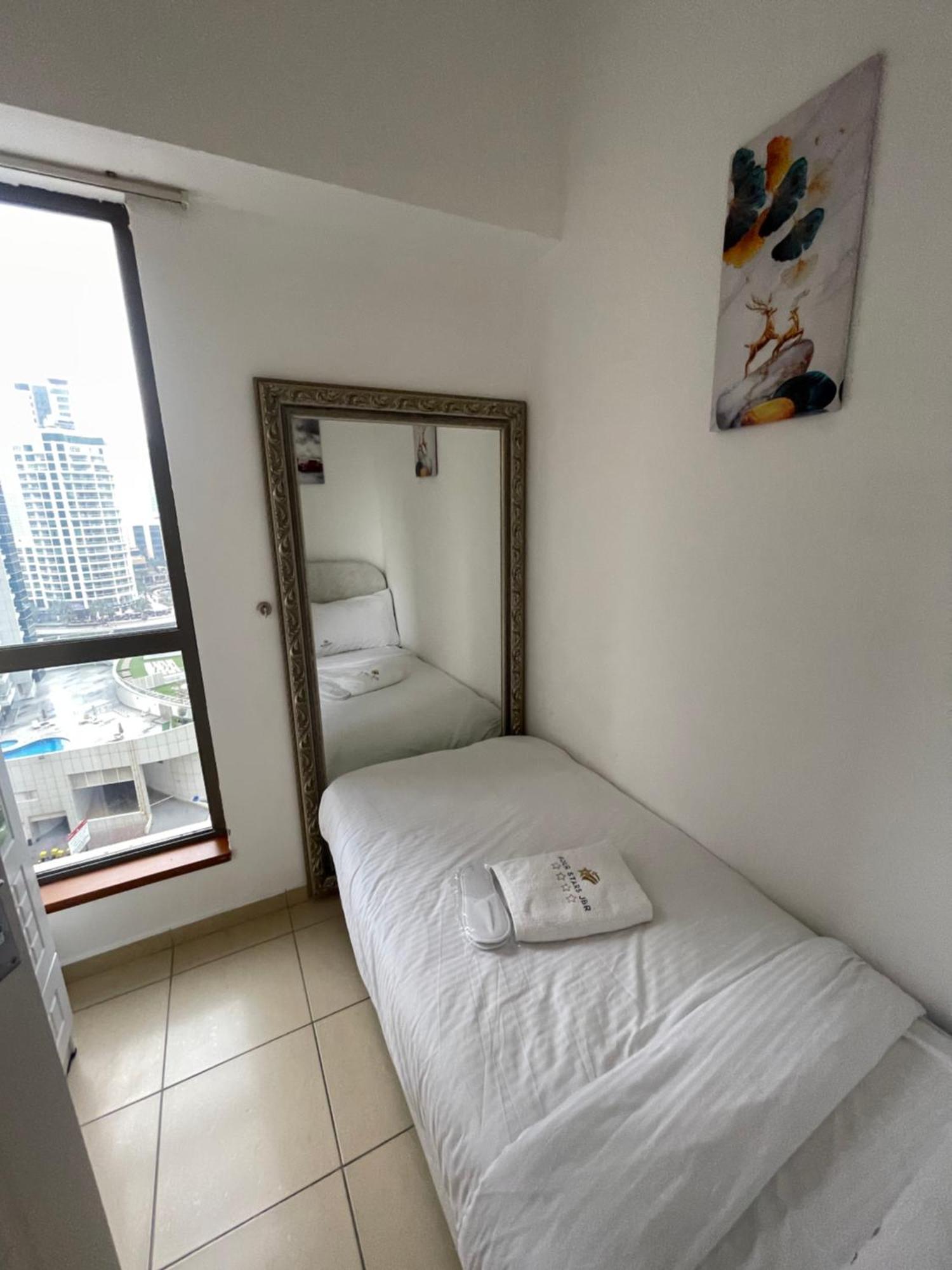 Four Stars Dubai Marina Jbr Hotel Exterior photo